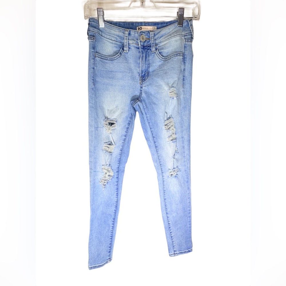 SO Women's Light Blue Ripped Skinny Jeans